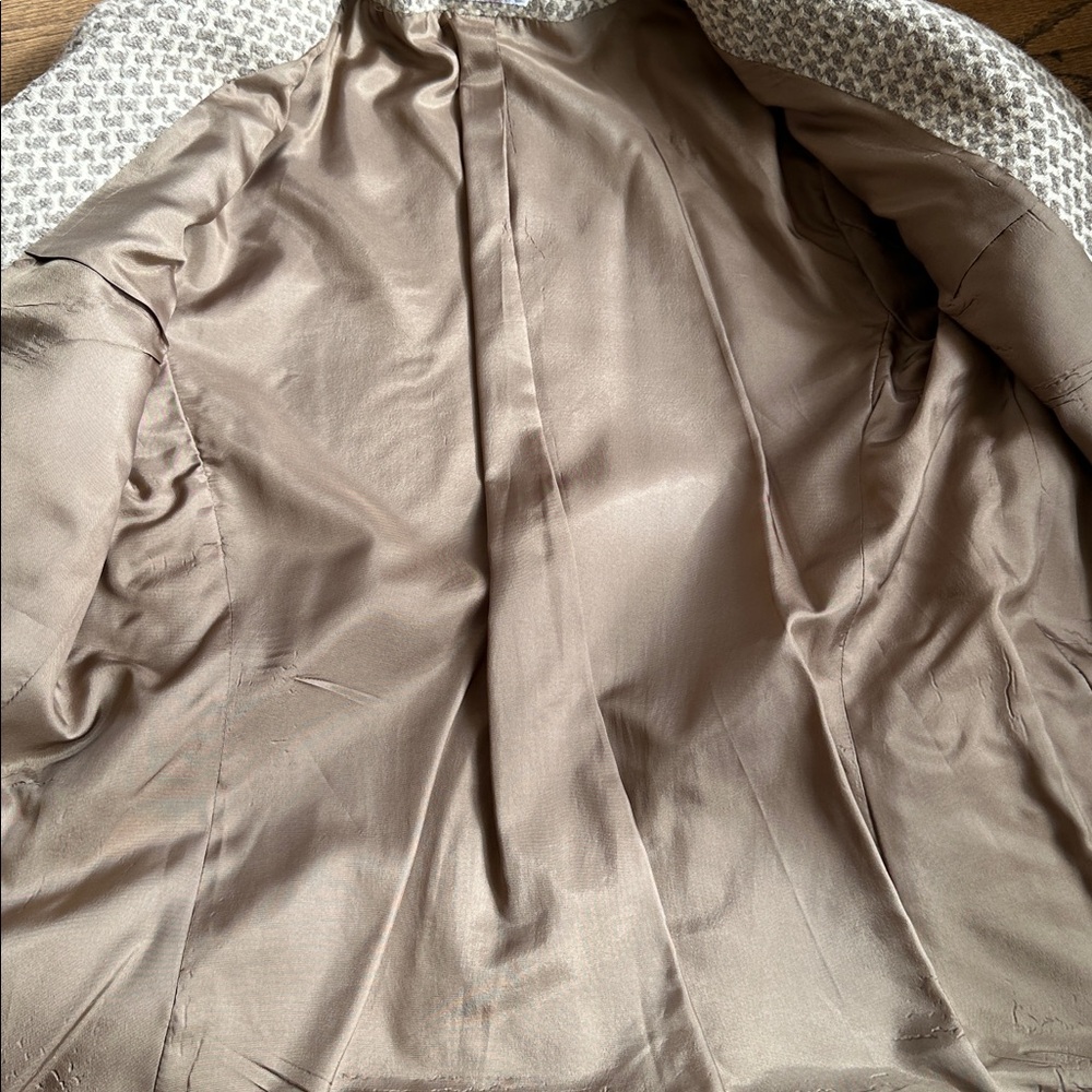 EBUC ABSOLUTELY GORGEOUS BLAZER WITH GEN SUEDE COLLAR AND GEN LEATHER/SUEDE PANT - Picture 9 of 17